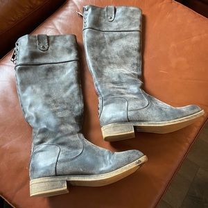 Women’s riding boots